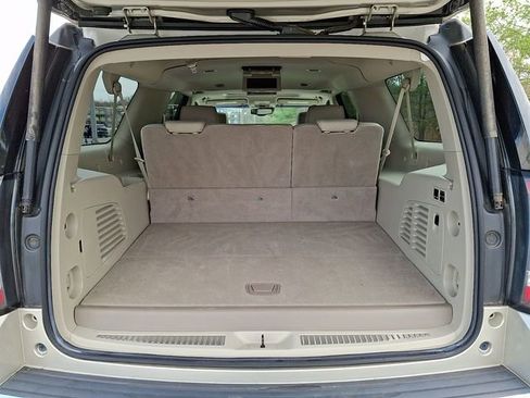 Used 2016 GMC Yukon XL Denali w/ Open Road Package image 36