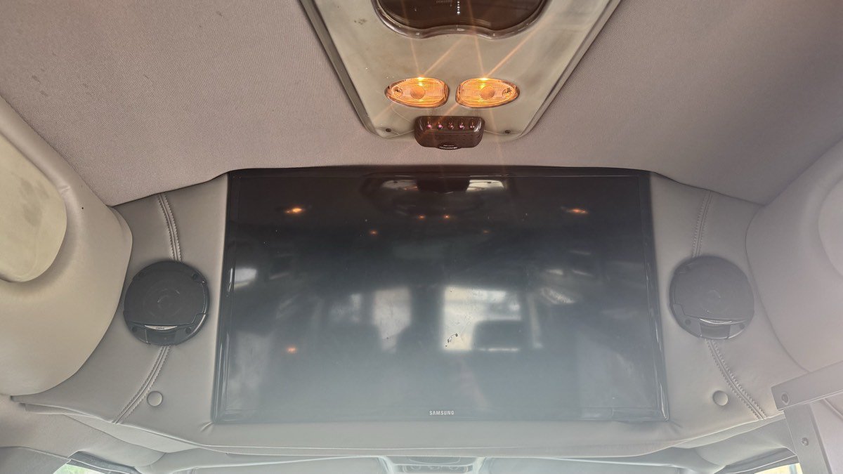 Used 2014 GMC Savana 1500 RWD image 32