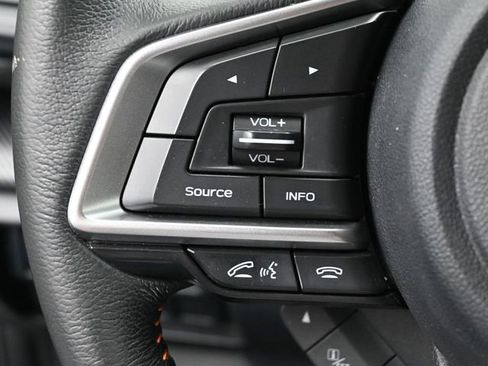 Used 2018 Subaru Crosstrek 2.0i Premium w/ Eyesight System image 17