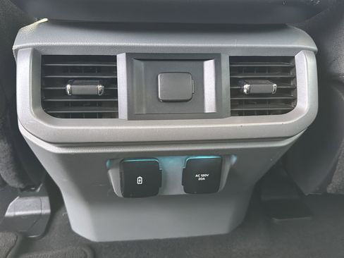 Used 2024 Ford F150 XLT w/ Mobile Office Package image 23