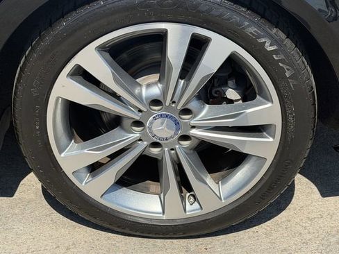 Used 2016 Mercedes-Benz E 350 Sedan image 8