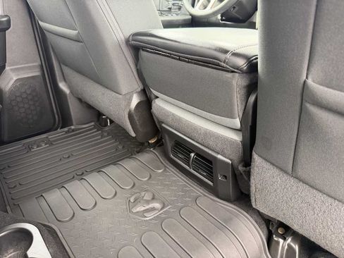 Used 2021 RAM 1500 Classic SLT w/ Protection Group AWD/4WD image 19