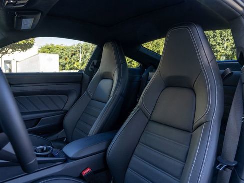 Used 2026 Porsche 911 Carrera GTS image 16