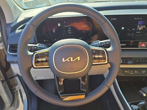 New 2026 Kia Carnival SX image 33