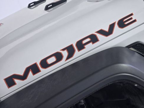 Used 2021 Jeep Gladiator Mojave image 12