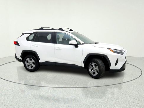 Used 2024 Toyota RAV4 XLE AWD/4WD image 6
