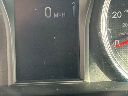 Used 2016 Toyota Camry SE image 21