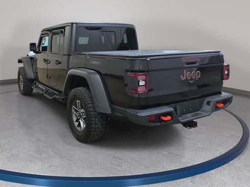 Used 2024 Jeep Gladiator Mojave w/ Technology Group AWD/4WD image 8