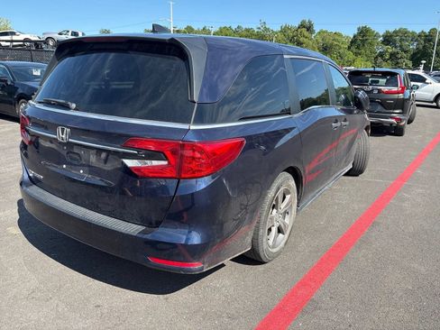 Used 2021 Honda Odyssey EX image 2