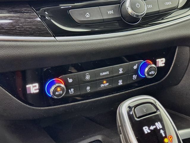 Used 2021 Buick Enclave Avenir w/ Avenir Technology Package AWD/4WD image 27