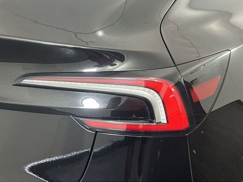 Used 2025 Tesla Model 3 Long Range image 30