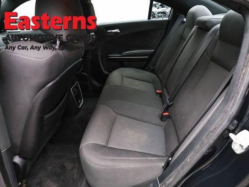 Used 2018 Dodge Charger R/T Scat Pack RWD image 21