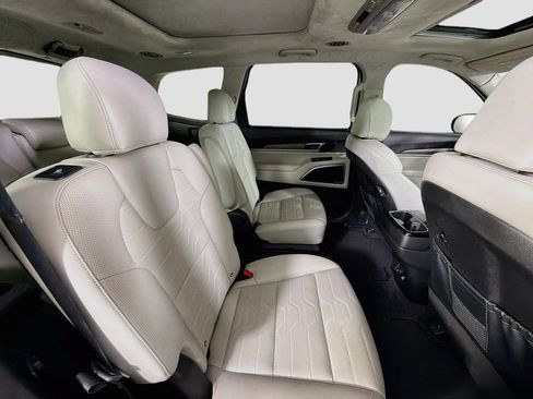 Used 2022 Kia Telluride SX w/ SX Prestige Package AWD/4WD image 32