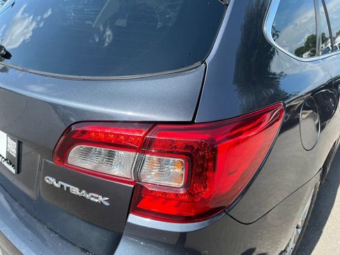 Used 2015 Subaru Outback 2.5i Premium AWD/4WD image 43