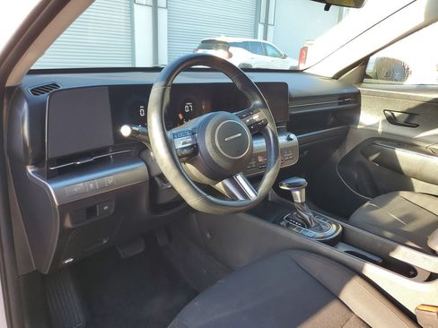 Used 2024 Hyundai Kona SEL FWD image 18
