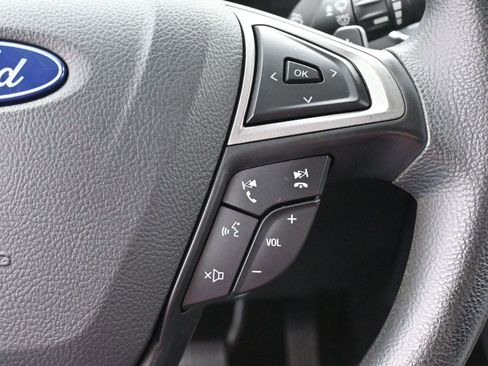 Used 2020 Ford Fusion SE image 20