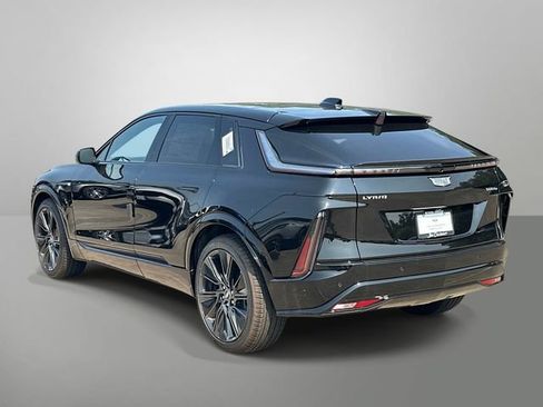 New 2026 Cadillac Lyriq Signature Sport w/ Nappa Leather Package AWD/4WD image 16