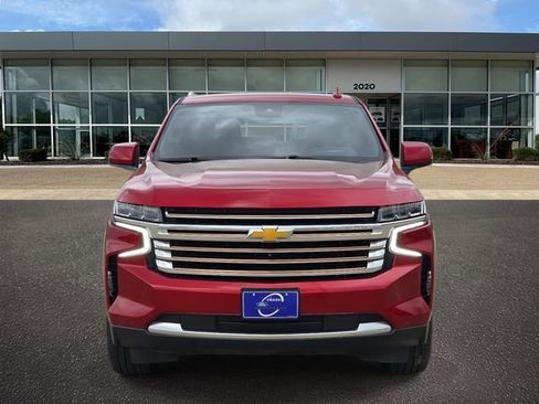 Used 2023 Chevrolet Tahoe High Country image 2