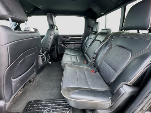 Used 2019 RAM 1500 Laramie RWD image 15