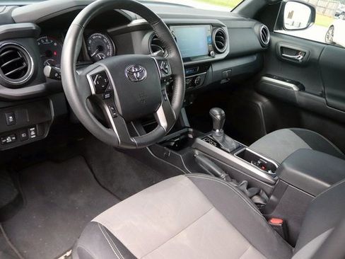 Used 2023 Toyota Tacoma TRD Off-Road image 13