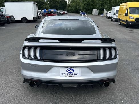 Used 2016 Ford Mustang Premium RWD image 5