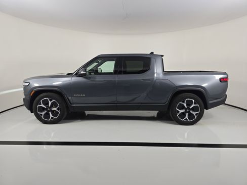 Used 2022 Rivian R1T Adventure AWD/4WD image 4