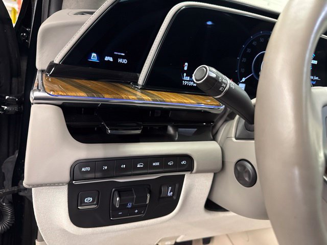 Certified 2024 Cadillac Escalade ESV Sport Platinum w/ LPO, ONYX Package AWD/4WD image 19