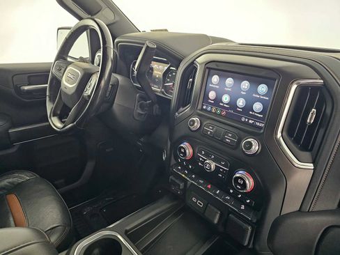 Used 2021 GMC Sierra 1500 AT4 w/ AT4 Premium Package image 11