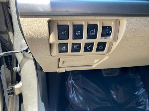 Used 2016 Subaru Outback 2.5i Limited image 18