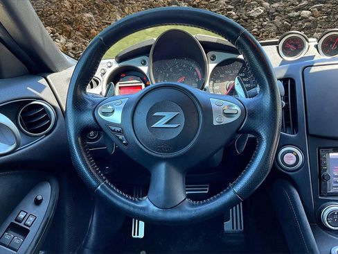 Used 2014 Nissan 370Z Touring w/ Sport Package image 5