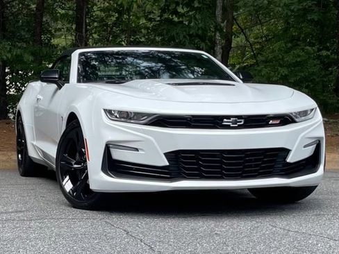 Used 2023 Chevrolet Camaro SS RWD image 9