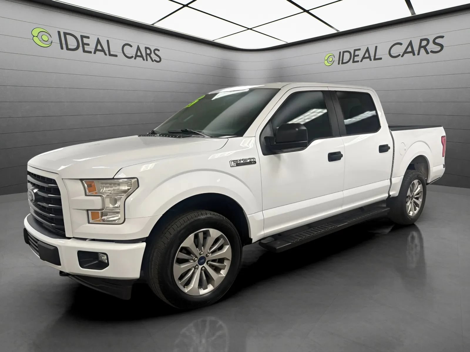 Used 2017 Ford F150 XL w/ Equipment Group 101A Mid AWD/4WD image 1