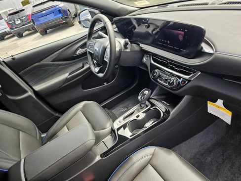 New 2026 Buick Envista Sport Touring w/ Convenience I Package FWD image 11