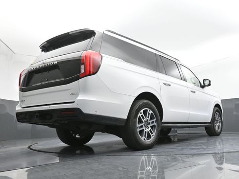 Used 2025 Ford Expedition Max Active image 30