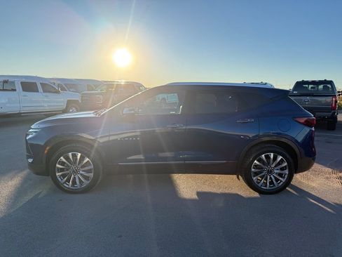 Used 2023 Chevrolet Blazer Premier image 39