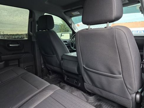 Used 2023 Chevrolet Silverado 1500 Custom image 15