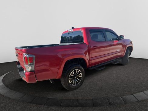 Used 2020 Toyota Tacoma TRD Sport w/ Technology Package AWD/4WD image 4