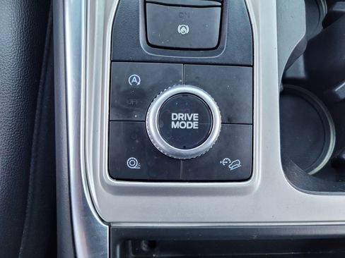 Used 2021 Ford Explorer Limited w/ Equipment Group 301A AWD/4WD image 24