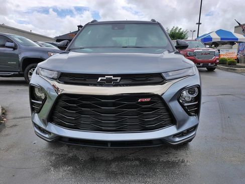 Used 2021 Chevrolet TrailBlazer RS w/ Technology Package AWD/4WD image 2