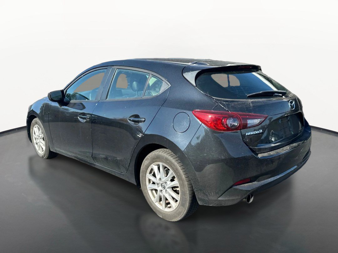 Used 2017 MAZDA MAZDA3 Sport FWD image 5