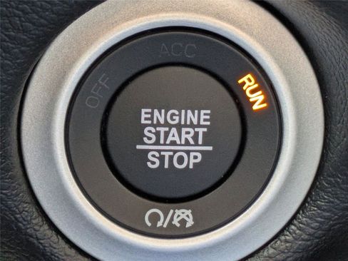 New 2026 Chrysler Voyager LX image 29