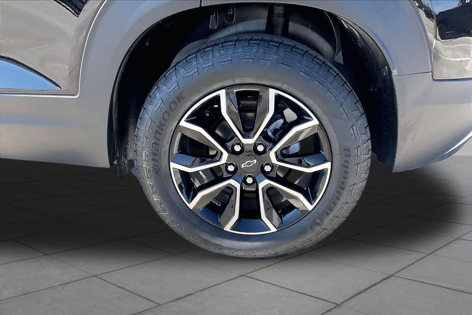 New 2026 Chevrolet TrailBlazer ACTIV w/ Convenience Package FWD image 12