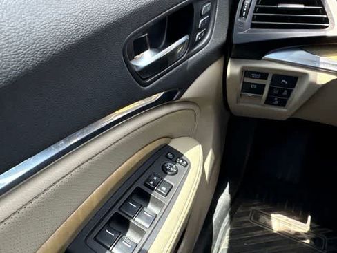 Used 2020 Acura MDX FWD w/ Technology Package image 24
