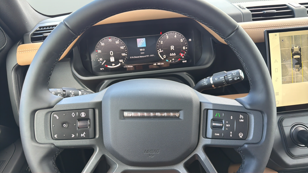 New 2026 Land Rover Defender 110 X-Dynamic SE AWD/4WD image 25