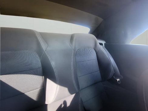 Used 2017 Ford Mustang Convertible RWD image 22