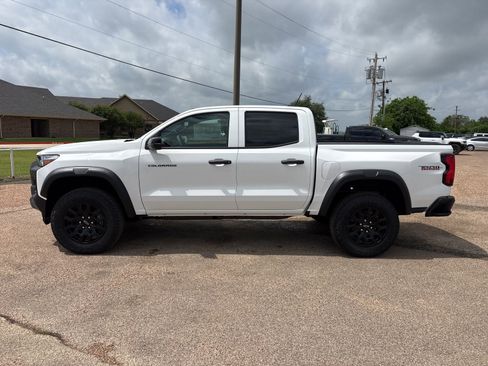 New 2026 Chevrolet Colorado Trail Boss AWD/4WD image 2