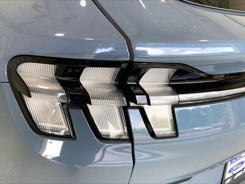 Used 2023 Ford Mustang Mach-E Select RWD image 13
