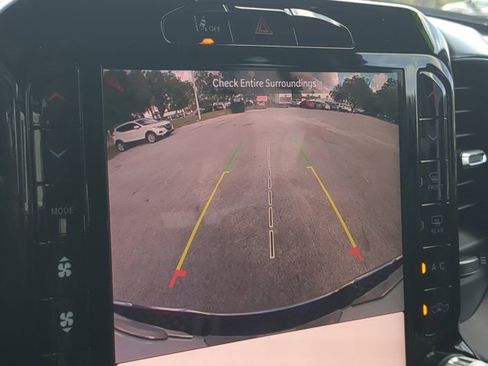 Used 2025 RAM 1500 Laramie image 20