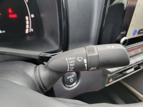 Used 2025 Toyota Camry LE FWD image 13