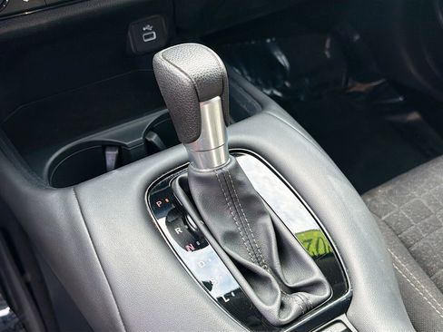 Used 2023 Honda HR-V LX image 25